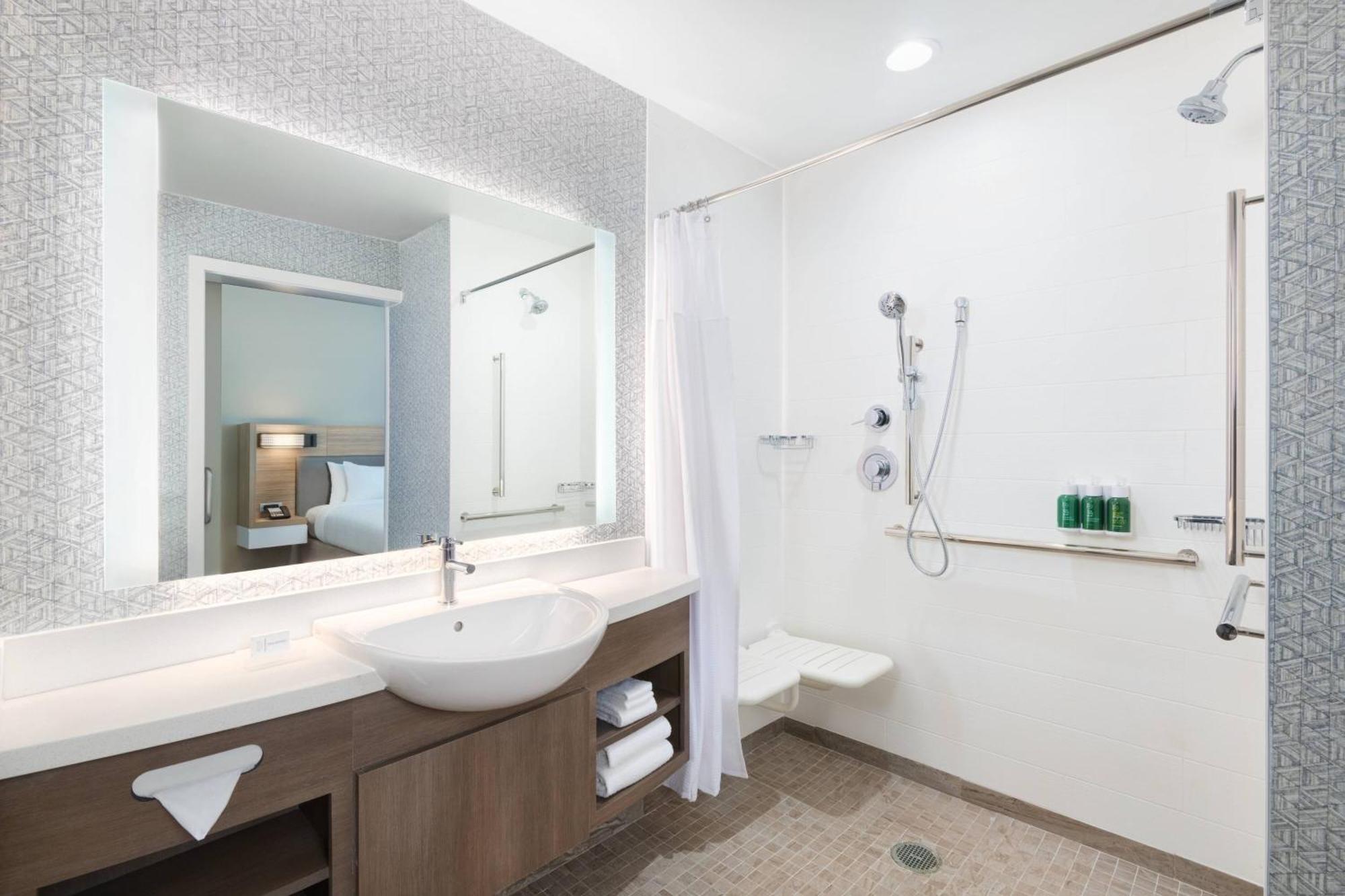 Springhill Suites By Marriott Panama City Beach Beachfront Eksteriør bilde